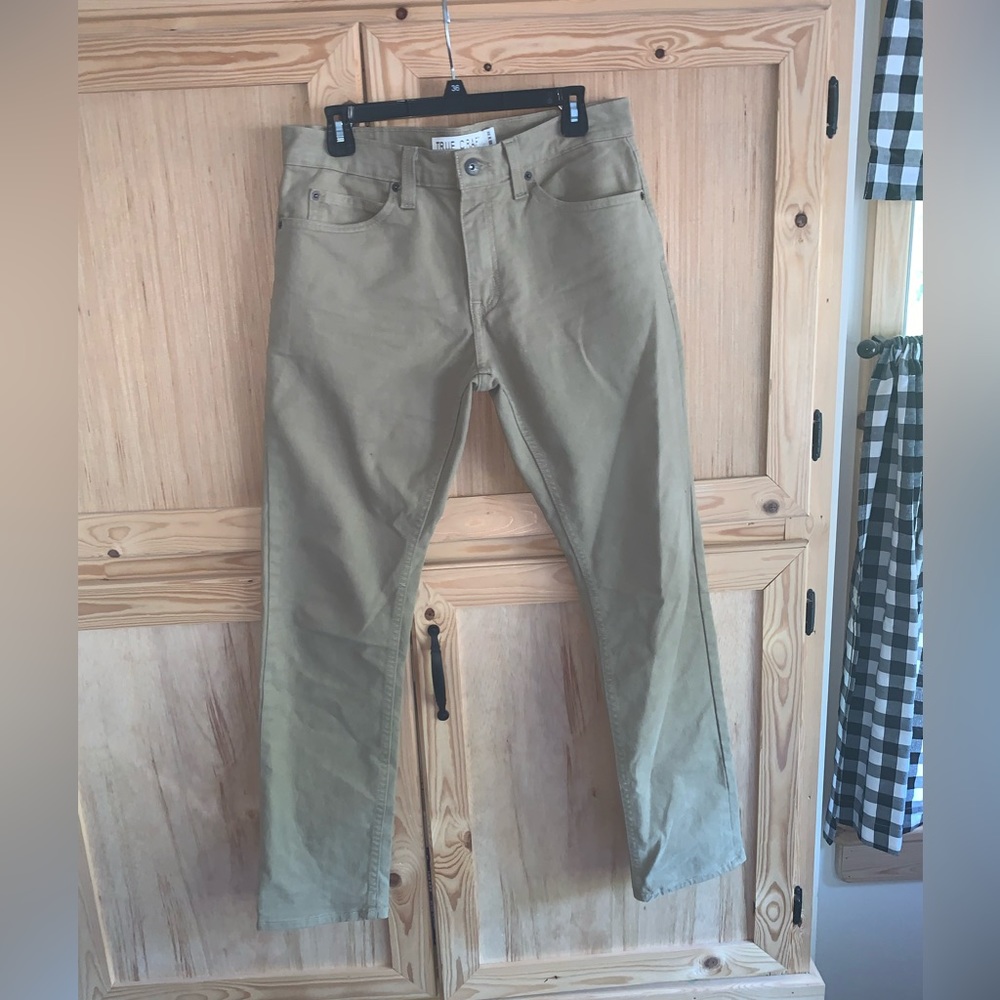 True Craft “SLIM” khaki tan denim jeans size 32 x 32
